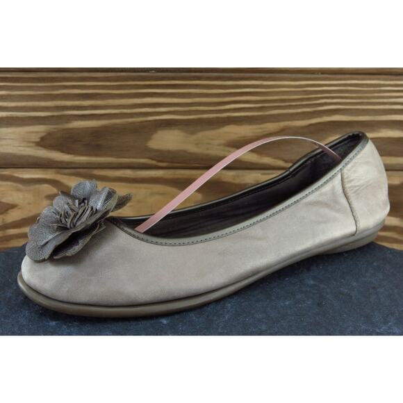 Clarks Size 6.5 M Brown Round Toe Ballet‎ Flats Leather Women - Picture 1 of 7